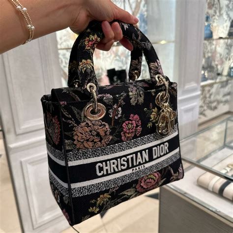 how much is the dior tote bag|cheapest bag from Dior.